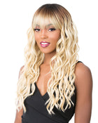 Skylar in 3TT27/613